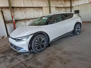 2024 KIA EV6 LIGHT