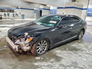 2010 LEXUS LS460