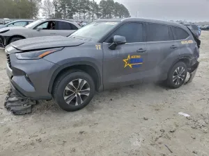 2021 TOYOTA HIGHLANDER