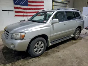 2004 TOYOTA HIGHLANDER