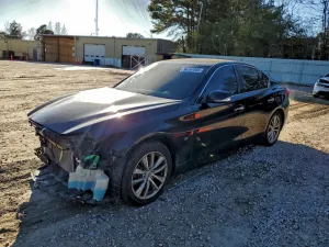 2014 INFINITI Q50