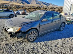 2012 CHRYSLER 200