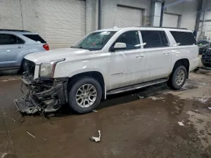 2016 GMC YUKON
