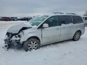 2010 CHRYSLER MINIVAN