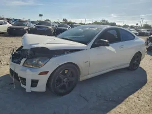 2015 MERCEDES-BENZ C-CLASS