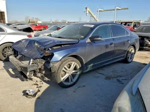 2013 VOLKSWAGEN PASSAT