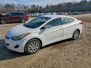 2012 HYUNDAI ELANTRA