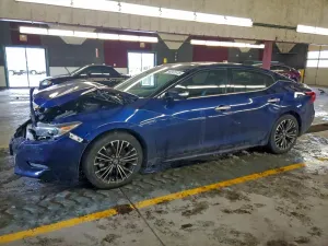 2016 NISSAN MAXIMA