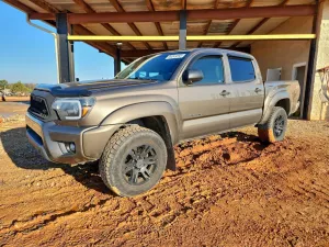 2015 TOYOTA TACOMA