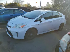 2015 TOYOTA PRIUS