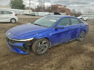 2024 HYUNDAI ELANTRA