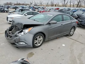 2013 HYUNDAI SONATA