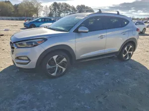 2016 HYUNDAI TUCSON