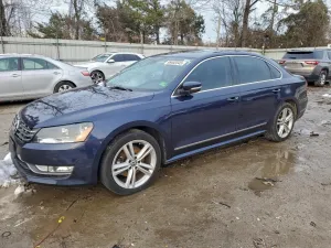 2015 VOLKSWAGEN PASSAT