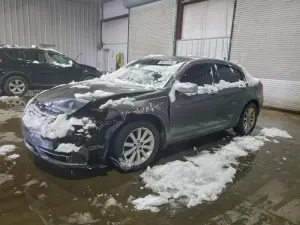 2013 CHRYSLER 200