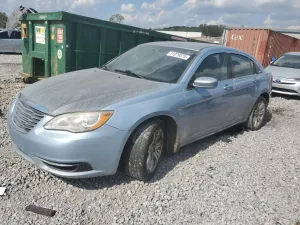 2013 CHRYSLER 200