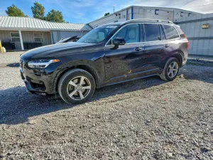 2017 VOLVO XC90