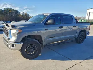 2018 TOYOTA TUNDRA