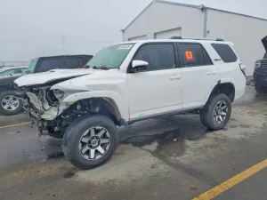 2017 TOYOTA 4RUNNER