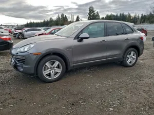 2012 PORSCHE CAYENNE