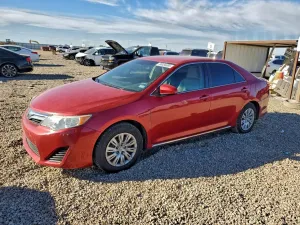 2014 TOYOTA CAMRY