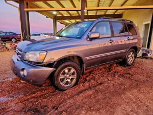 2006 TOYOTA HIGHLANDER