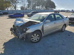 2004 TOYOTA CAMRY
