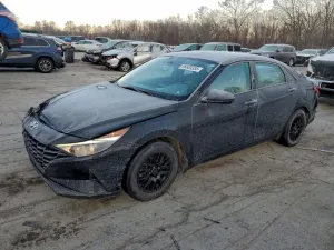 2023 HYUNDAI ELANTRA