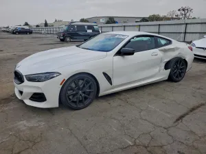 2023 BMW M8