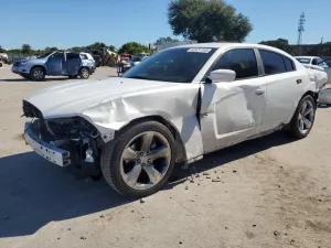 2014 DODGE CHARGER