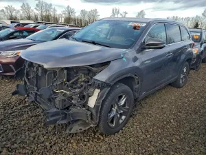 2017 TOYOTA HIGHLANDER