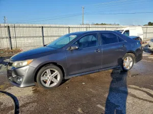 2013 TOYOTA CAMRY