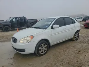 2010 HYUNDAI ACCENT