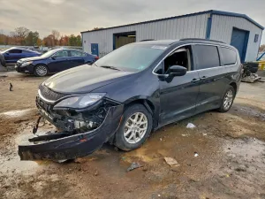 2021 CHRYSLER MINIVAN