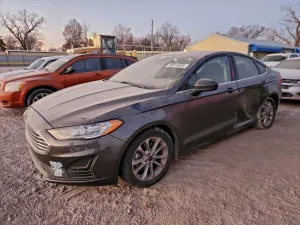 2020 FORD FUSION