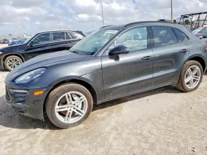 2017 PORSCHE MACAN