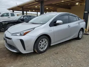 2020 TOYOTA PRIUS