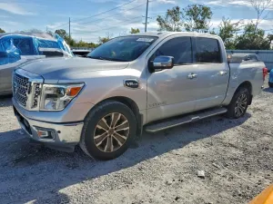 2017 NISSAN TITAN