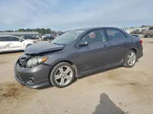 2013 TOYOTA COROLLA