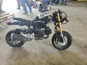 2025 HONDA GROM