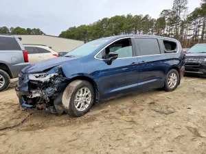 2025 CHRYSLER PACIFICA S