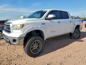 2013 TOYOTA TUNDRA
