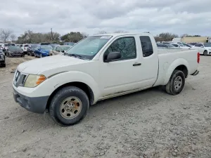 2013 NISSAN FRONTIER