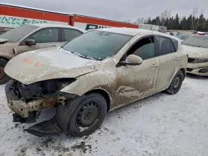 2013 MAZDA 3