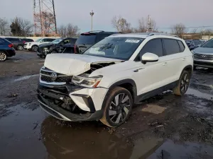 2024 VOLKSWAGEN TAOS SEL