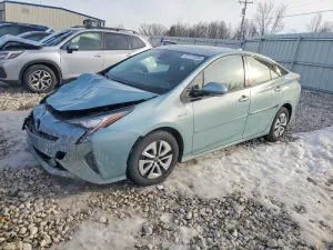 2017 TOYOTA PRIUS