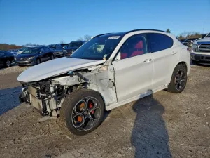 2022 ALFA ROMEO STELVIO