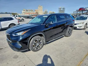 2020 TOYOTA HIGHLANDER
