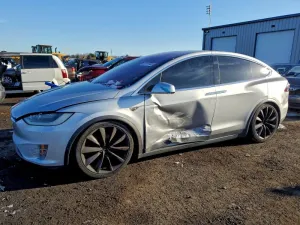 2016 TESLA MODEL X