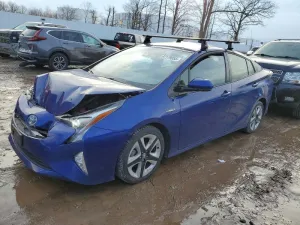 2016 TOYOTA PRIUS